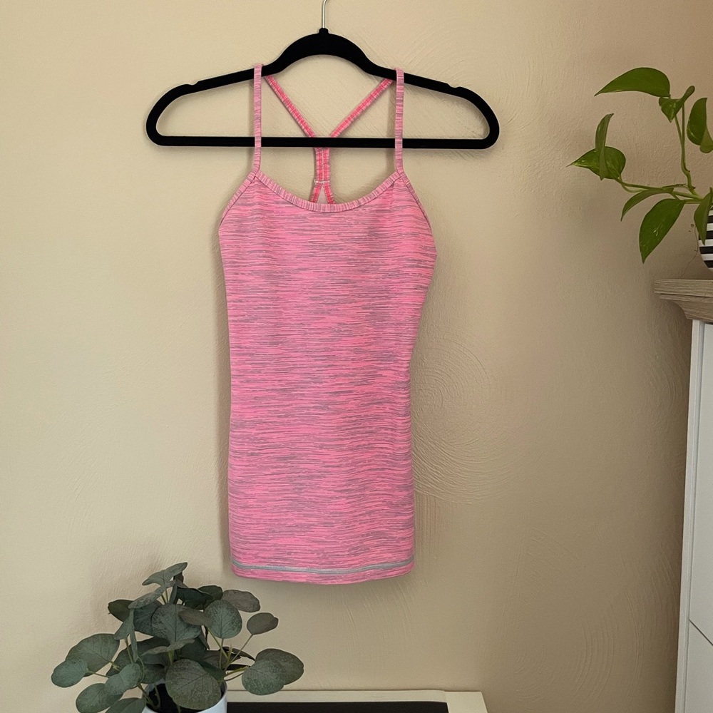 Lululemon Pink Workout Tank With Builtin Bra Size XS.